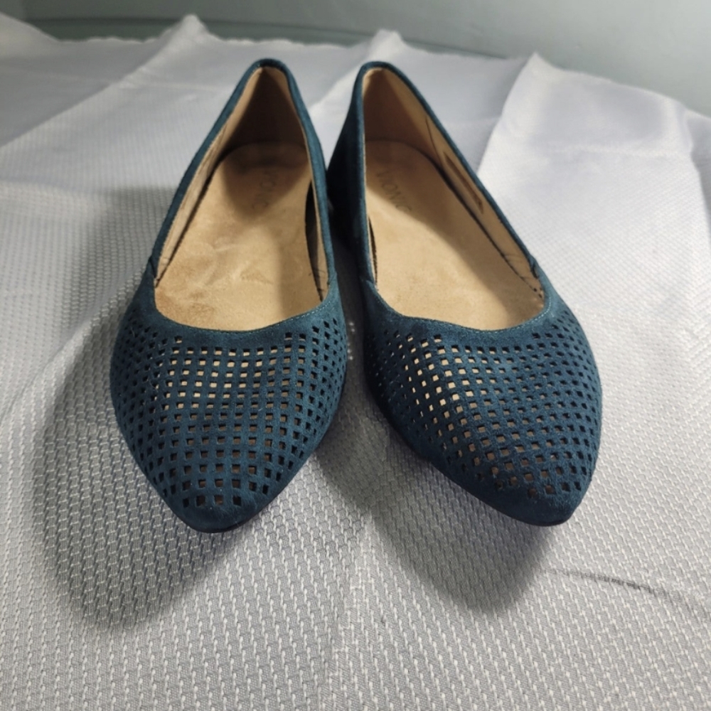 Vionic Posey pointed ballet flat, deep green, women's size 8